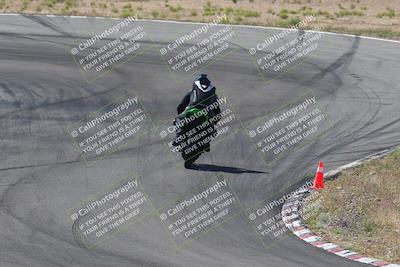 media/Apr-20-2025-AHRMA (Sun) [[393a79c373]]/Race/Group 1/Turn 4b/